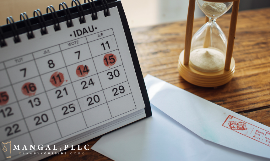 Calendar and hourglass representing the 3-year notice deadline for claims against Florida government agencies